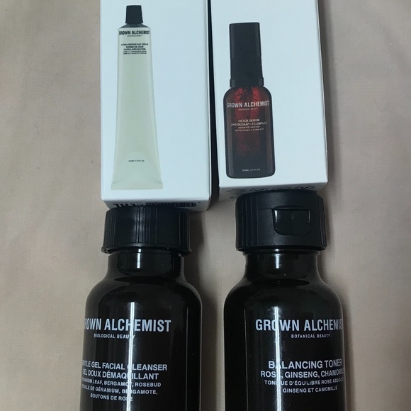 Grown Alchemist Mini Skincare Kit - Picture 2 of 3